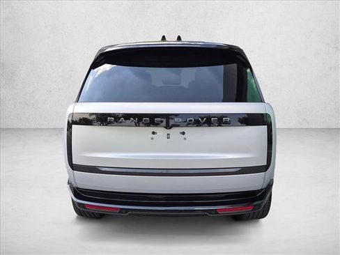 Certified 2025 Land Rover Range Rover SE AWD/4WD image 7