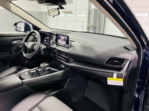 New 2026 Nissan Rogue SV image 30