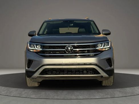 Used 2021 Volkswagen Atlas SEL image 2