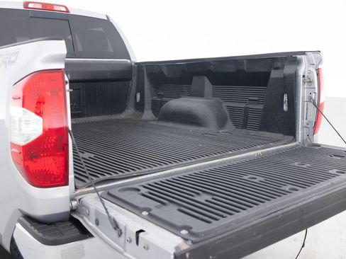 Used 2015 Toyota Tundra SR5 w/ SR5 Upgrade Package image 44