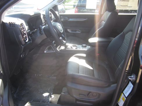 New 2025 Ford Ranger Lariat w/ Chrome Accent Package image 11