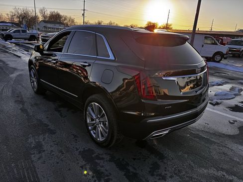 Used 2025 Cadillac XT5 Premium Luxury image 4