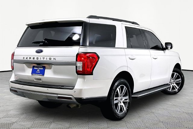 Used 2023 Ford Expedition XLT RWD image 13