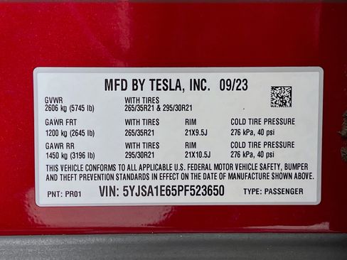 Used 2023 Tesla Model S Plaid image 28