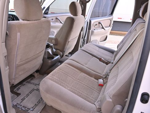 Used 2006 Toyota Tundra SR5 w/ All Weather Guard Pkg image 16