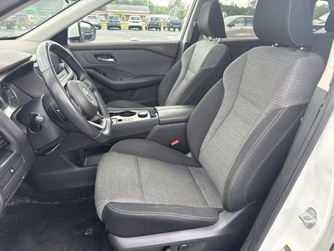 Used 2021 Nissan Rogue SV AWD/4WD image 5
