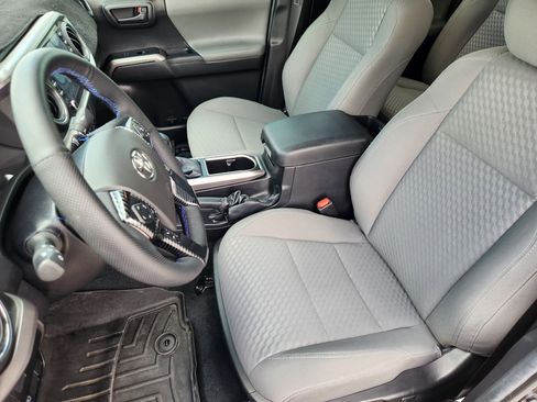 Used 2023 Toyota Tacoma SR5 RWD image 14