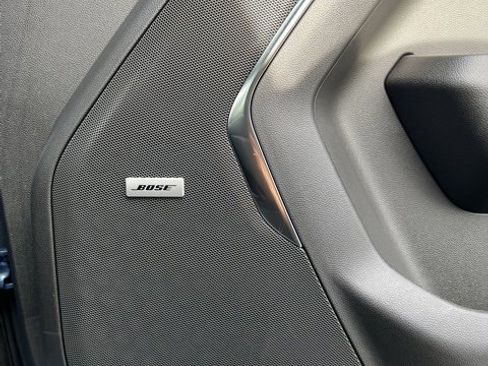 New 2025 Chevrolet Suburban Premier image 16