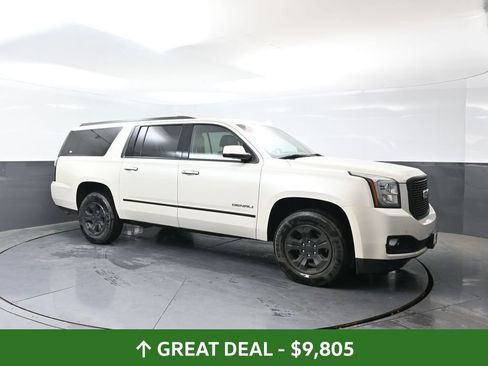 Used 2015 GMC Yukon XL Denali w/ Premium Package AWD/4WD image 3