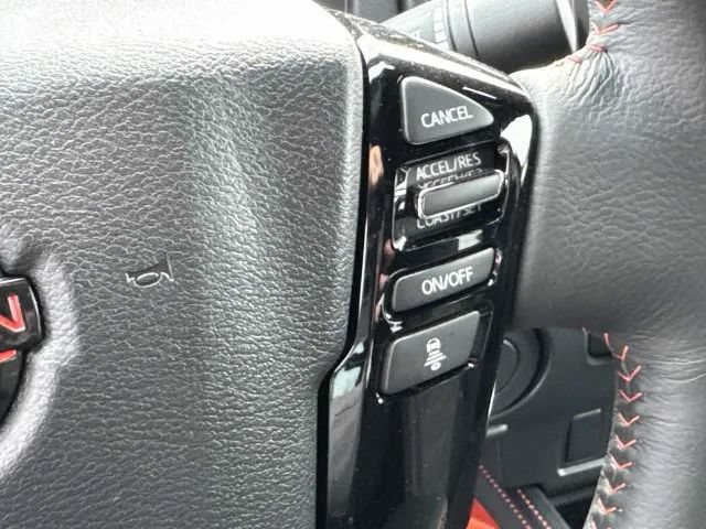 Certified 2025 Nissan Frontier Pro-X RWD image 34