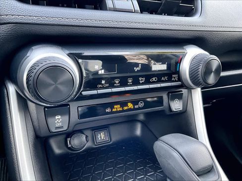 Used 2024 Toyota RAV4 LE image 26