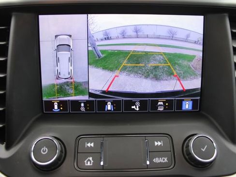 Used 2022 GMC Acadia SLT w/ Elevation Edition AWD/4WD image 7