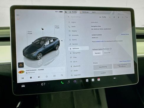 Used 2024 Tesla Model Y Long Range image 40