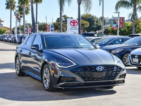 Used 2023 Hyundai Sonata SEL w/ Preferred Accessory Package image 3