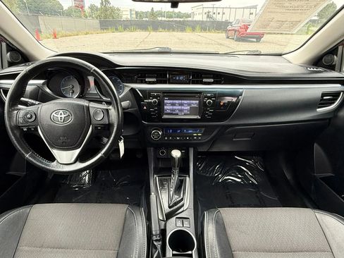 Used 2015 Toyota Corolla S FWD image 3