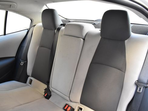 Used 2022 Toyota Corolla LE image 25