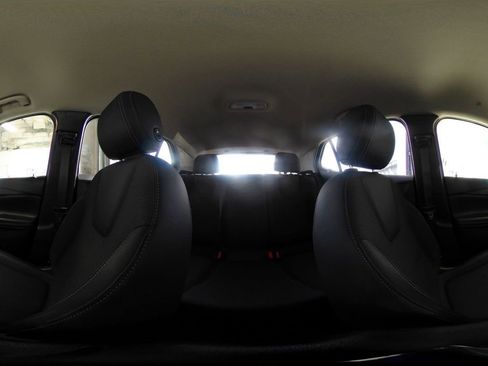 Used 2025 Buick Encore GX Preferred image 40