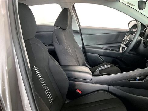 Certified 2021 Hyundai Elantra SEL FWD image 7