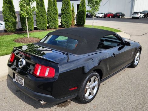 Used 2010 Ford Mustang GT Premium RWD image 19