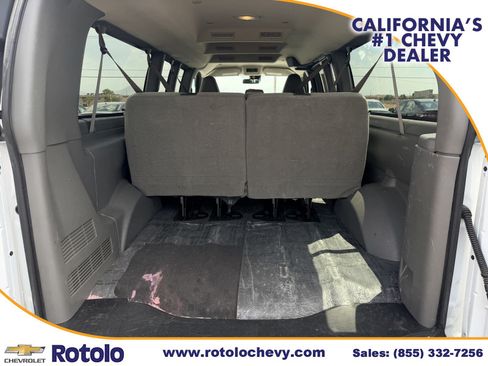 Used 2025 Chevrolet Express 3500 LT w/ LT Preferred Equipment Group RWD image 14
