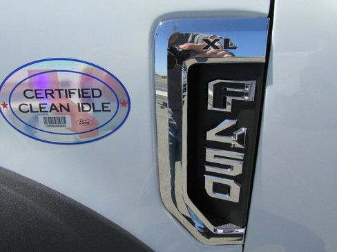 Used 2022 Ford F450 XL image 13