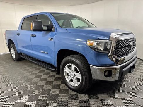 Used 2020 Toyota Tundra SR5 w/ SR5 Upgrade Package AWD/4WD image 1