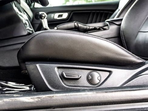 Used 2023 Ford Mustang Premium image 9