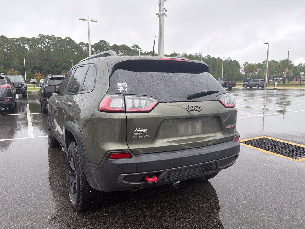 Used 2020 Jeep Cherokee Trailhawk w/ Cold Weather Group AWD/4WD image 3