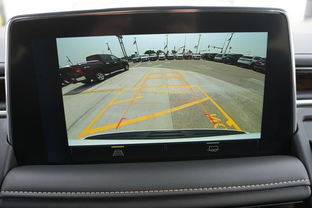 Used 2023 Chevrolet Tahoe Premier AWD/4WD image 27