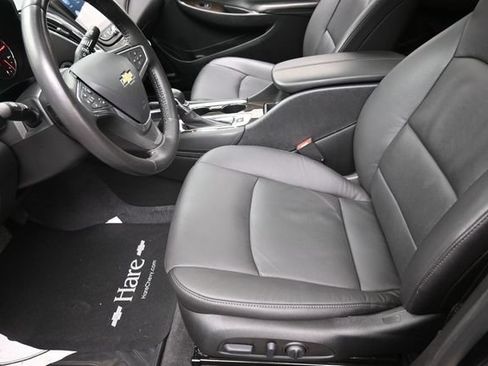 Used 2022 Chevrolet Malibu Premier FWD image 15