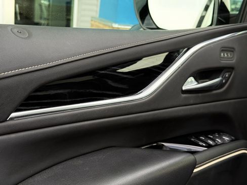 Used 2023 Cadillac Escalade ESV Sport image 24