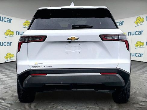 Used 2025 Chevrolet Equinox LT w/ Safety and Technology Package AWD/4WD image 5