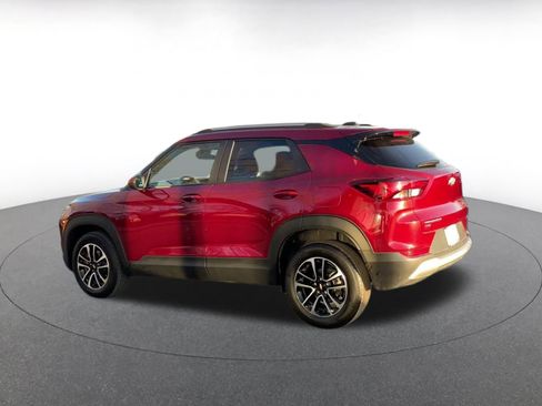 Used 2025 Chevrolet TrailBlazer LT image 10