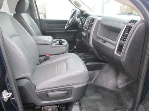 Used 2014 RAM 3500 Tradesman image 18
