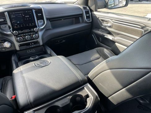 Used 2024 RAM 1500 Laramie image 12