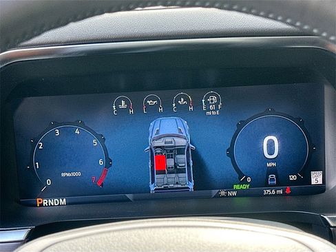 Used 2025 Ford F150 Platinum image 12