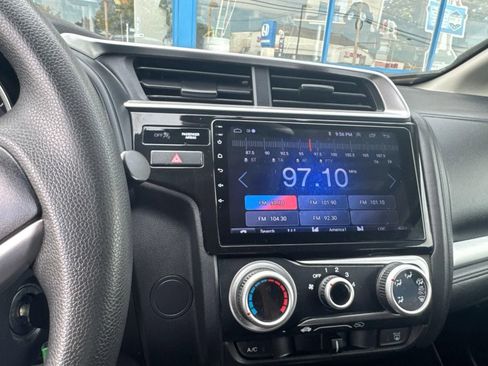 Used 2019 Honda Fit LX image 2