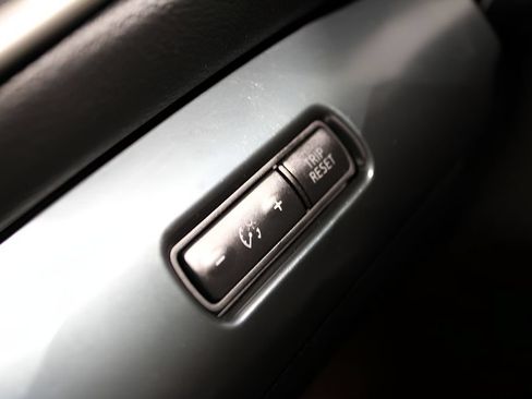 Used 2021 Nissan Maxima SR w/ Sport Mat Group FWD image 11