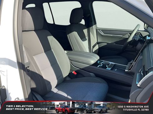 New 2026 GMC Acadia Elevation image 17