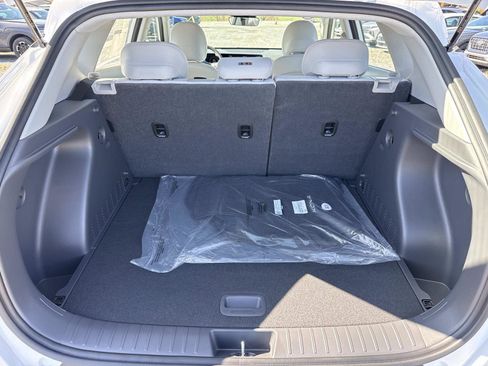 New 2026 Hyundai Kona SE image 11