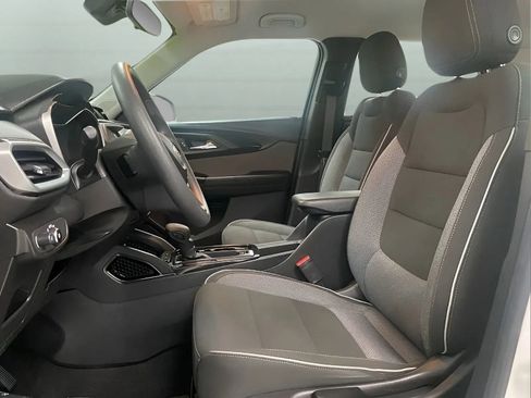Used 2021 Chevrolet TrailBlazer LS FWD image 11