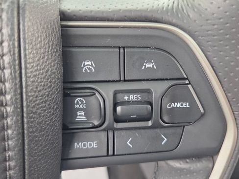 Used 2026 Toyota 4Runner TRD Off-Road Premium AWD/4WD image 23