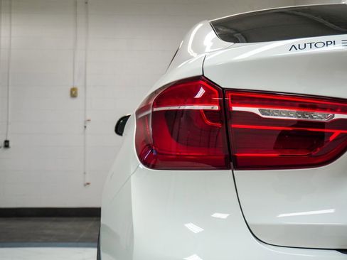 Used 2019 BMW X6 xDrive35i w/ M Sport Package AWD/4WD image 42