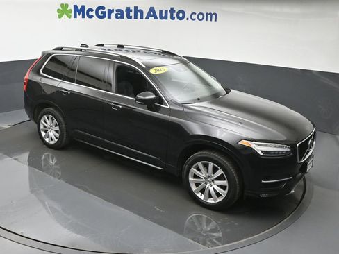 Used 2016 Volvo XC90 T6 Momentum w/ Momentum Plus Package image 3