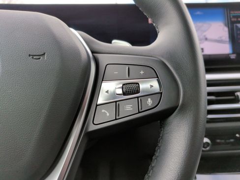 Certified 2023 BMW 330i Sedan w/ Convenience Package image 20