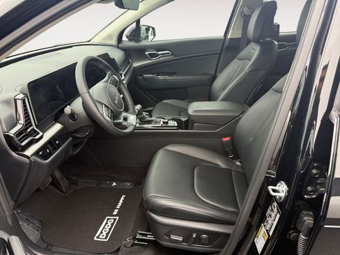 Used 2024 Kia Sportage EX FWD image 10