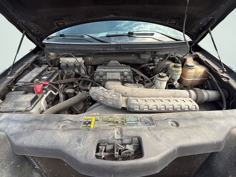 Used 2004 Ford F150 XLT AWD/4WD image 25