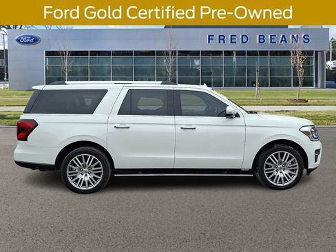 Used 2022 Ford Expedition Max Limited image 10