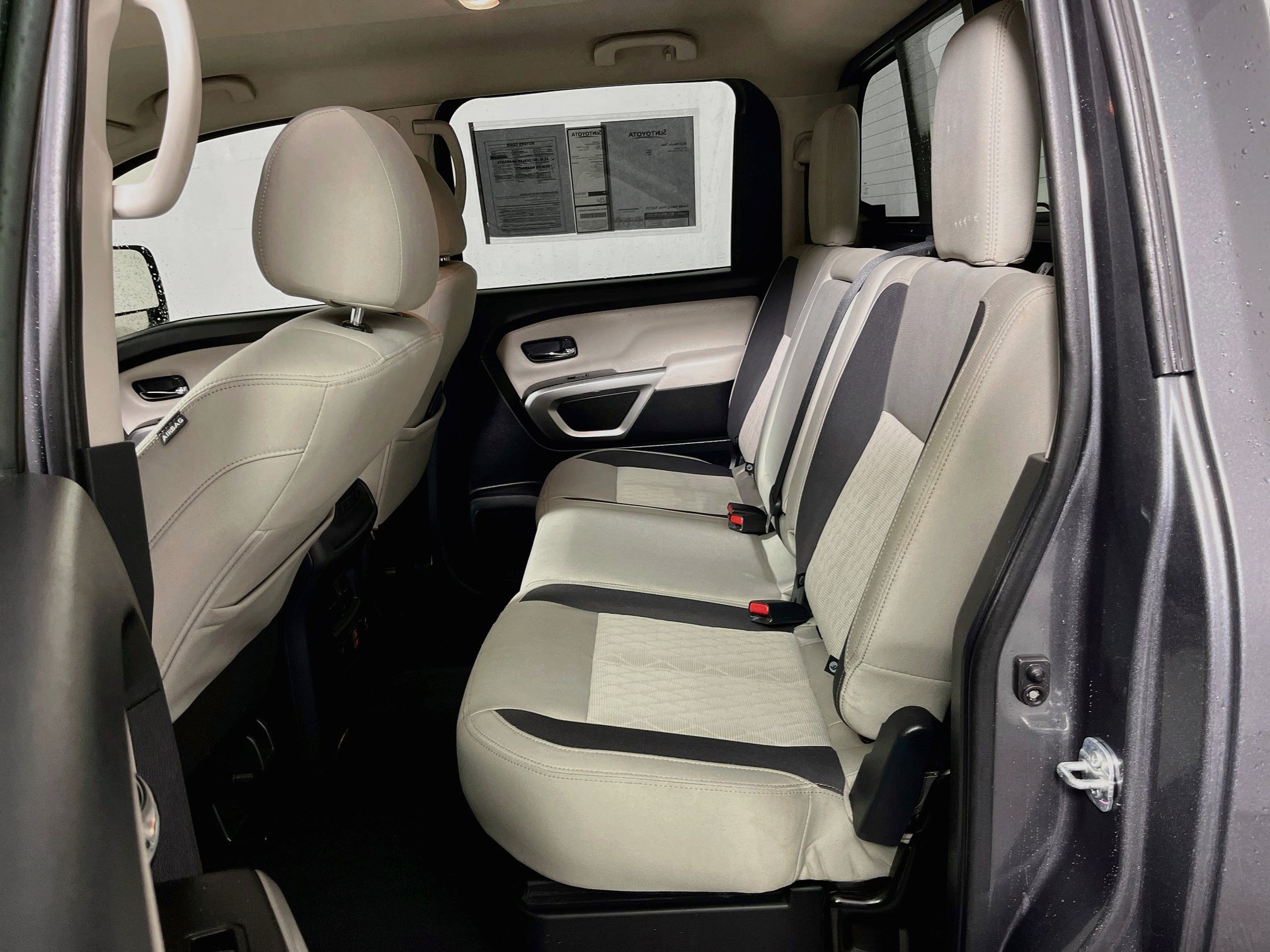 Used 2023 Nissan Titan SV w/ SV Convenience Package RWD image 27