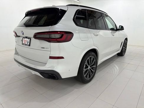 Used 2022 BMW X5 xDrive40i w/ M Sport Package AWD/4WD image 5